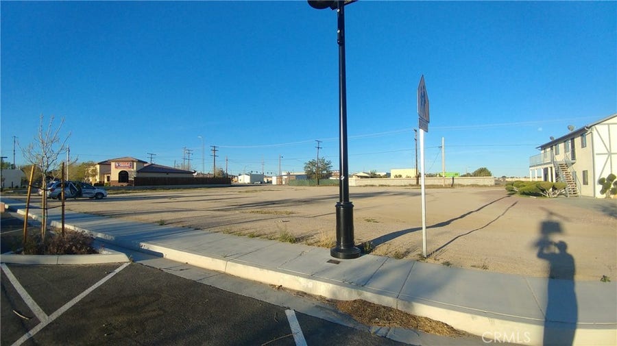 Property photo for 2950 Diamond Street, Rosamond, CA