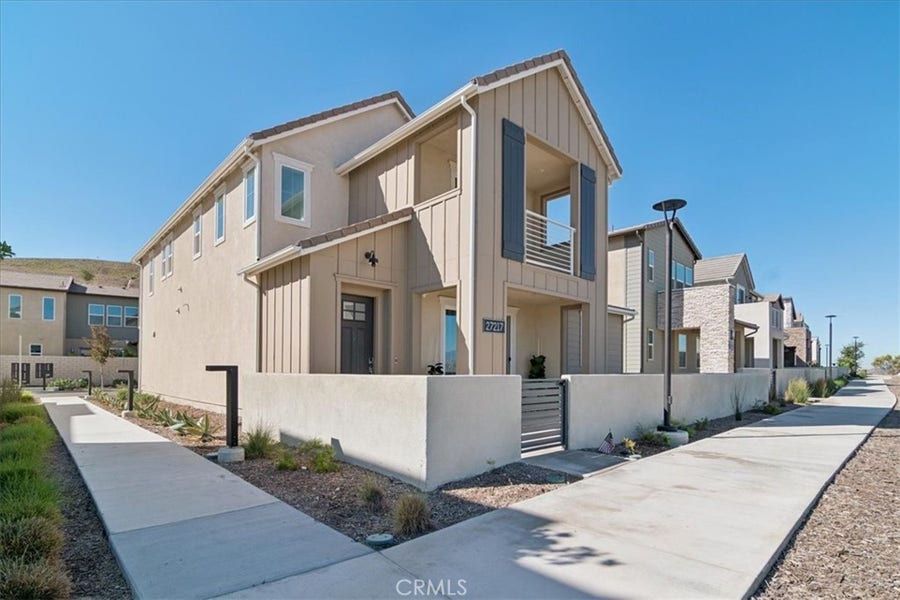 Property photo for 27217 TAMARACK Lane, Valencia, CA