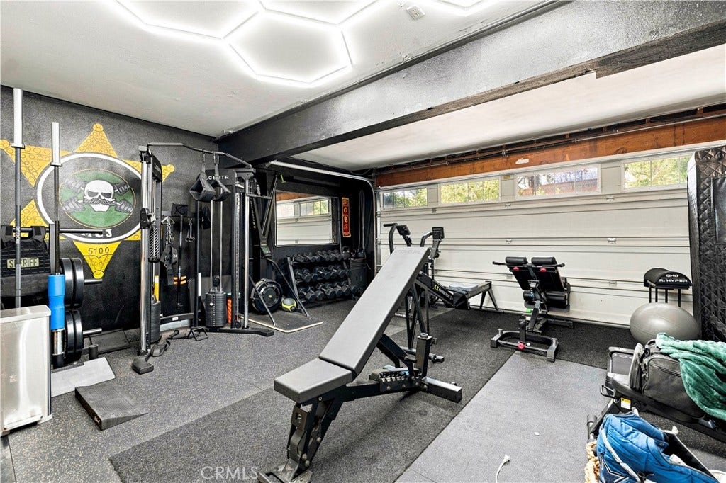 23800 Woodpark Court, Valencia, CA 91354