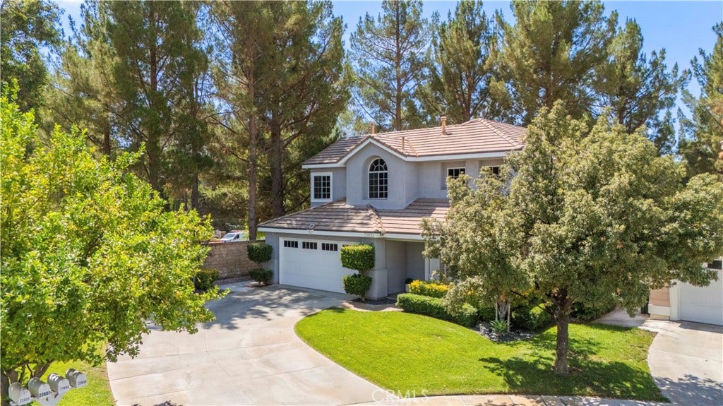 23800 Woodpark Court, Valencia, CA 91354