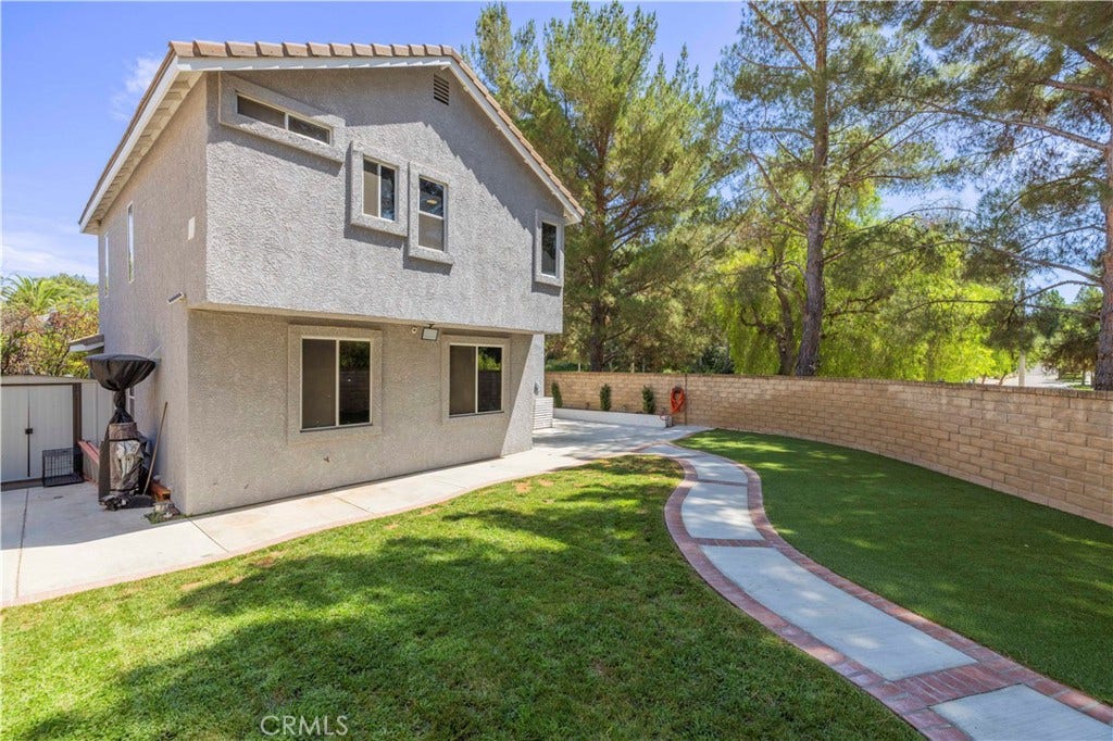 23800 Woodpark Court, Valencia, CA 91354