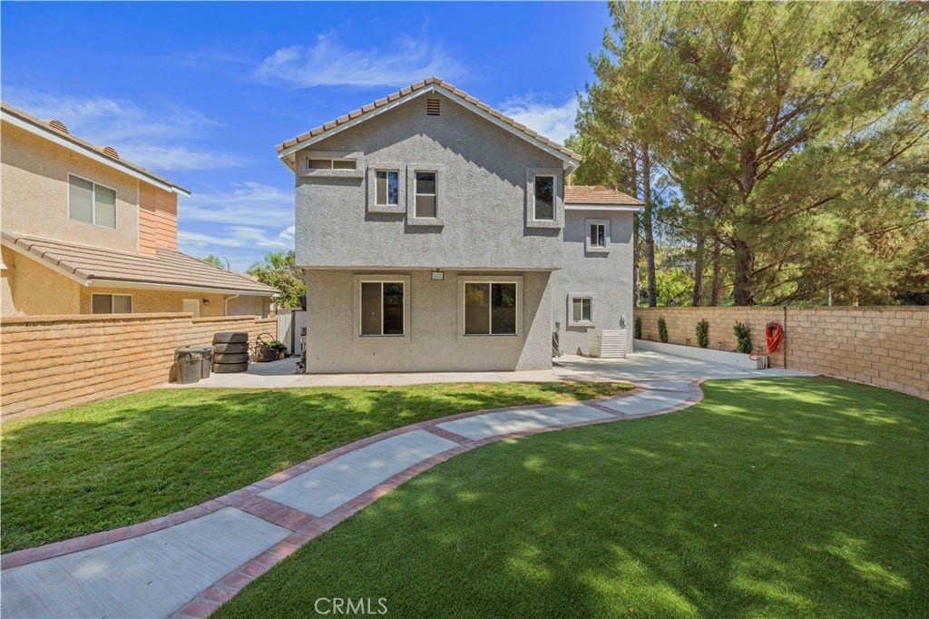 23800 Woodpark Court, Valencia, CA 91354