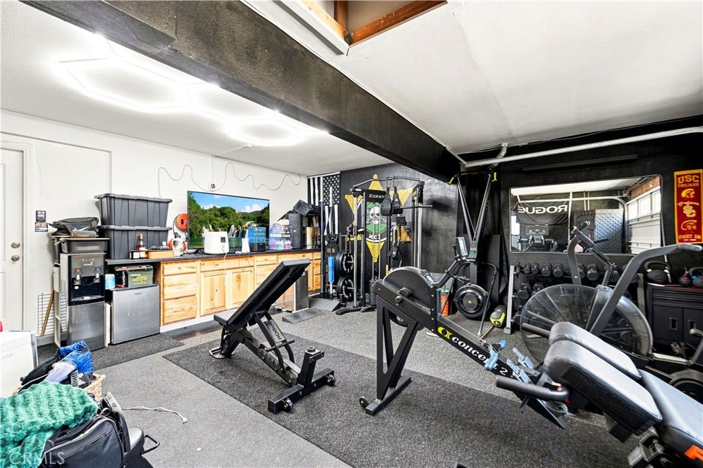 23800 Woodpark Court, Valencia, CA 91354