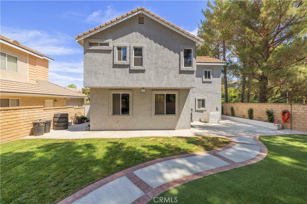 23800 Woodpark Court, Valencia, CA 91354