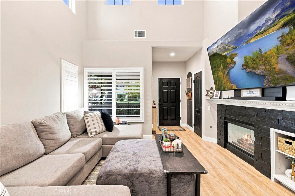 23800 Woodpark Court, Valencia, CA 91354