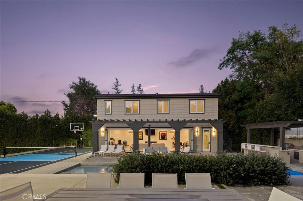 15547 Valley Vista Boulevard, Encino, CA 91436 15547 Valley Vista Boulevard, Encino, CA 91436