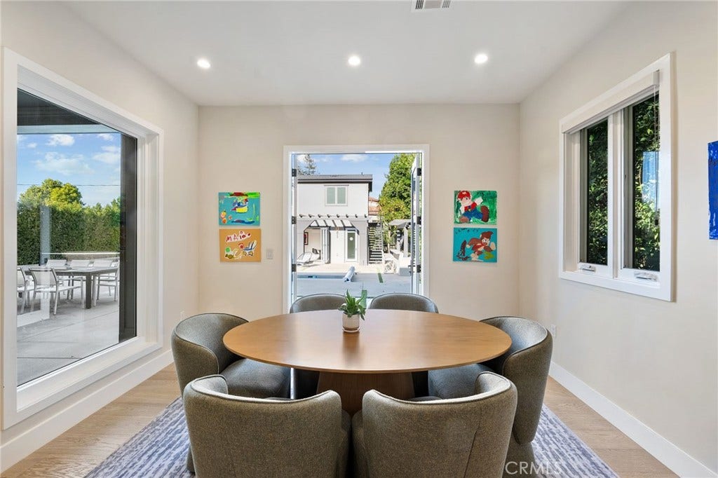 15547 Valley Vista Boulevard, Encino, CA 91436 15547 Valley Vista Boulevard, Encino, CA 91436
