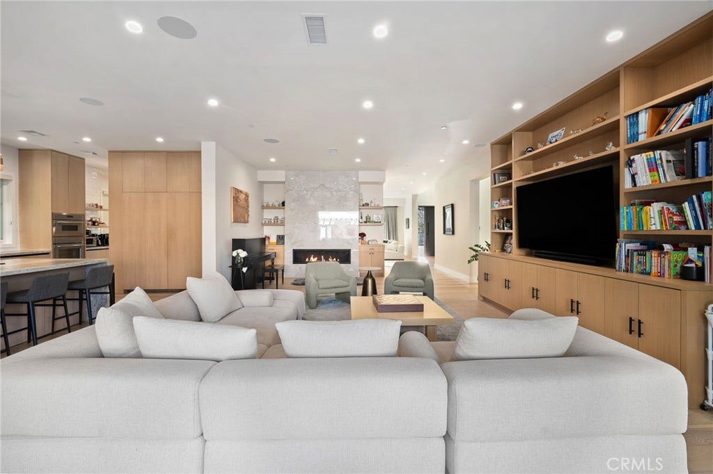 15547 Valley Vista Boulevard, Encino, CA 91436 15547 Valley Vista Boulevard, Encino, CA 91436