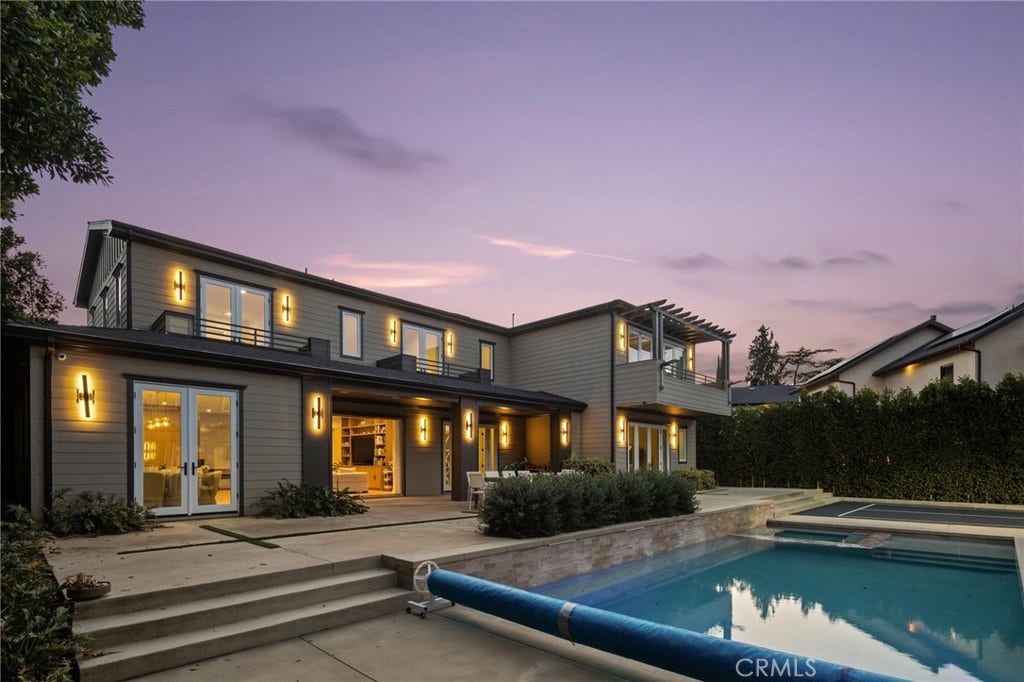 15547 Valley Vista Boulevard, Encino, CA 91436 15547 Valley Vista Boulevard, Encino, CA 91436