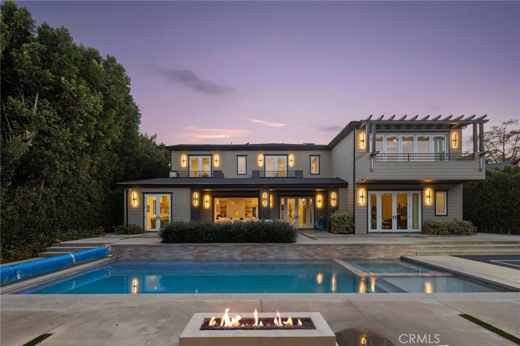 15547 Valley Vista Boulevard, Encino, CA 91436 15547 Valley Vista Boulevard, Encino, CA 91436