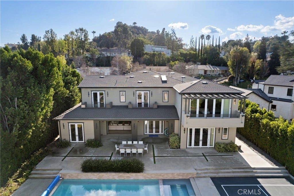 15547 Valley Vista Boulevard, Encino, CA 91436 15547 Valley Vista Boulevard, Encino, CA 91436