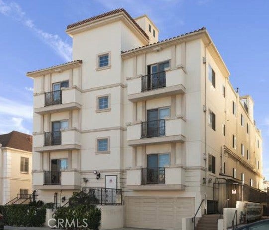 Property photo for 125 S Sweetzer Avenue, #203, Los Angeles, CA