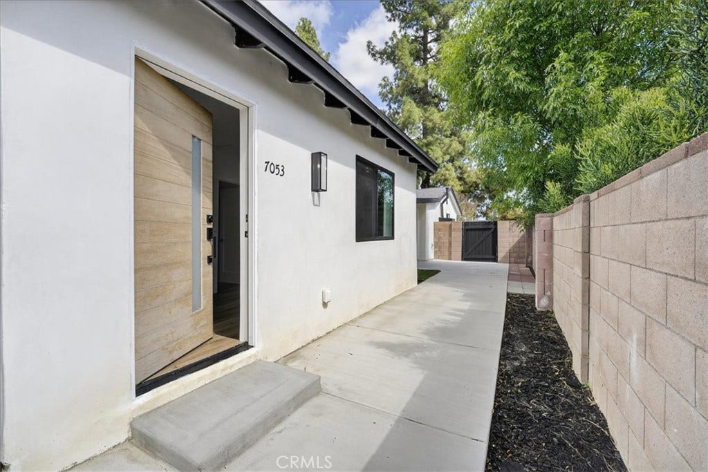 7053 Fallbrook Avenue, West Hills, CA 91307 7053 Fallbrook Avenue, West Hills, CA 91307