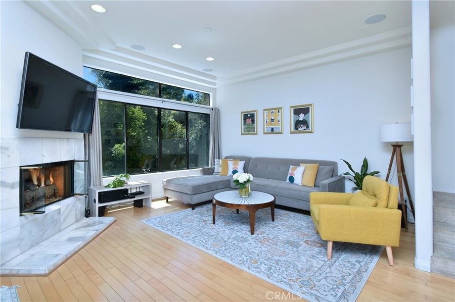 Property photo for 11847 Laurelwood, #304, Studio City, CA