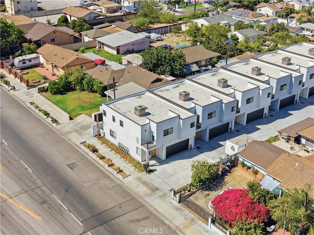 13357 W Cellest Parkway, Pacoima, CA 91331 13357 W Cellest Parkway, Pacoima, CA 91331