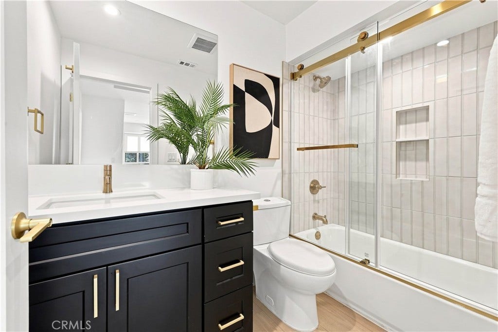 13357 W Cellest Parkway, Pacoima, CA 91331 13357 W Cellest Parkway, Pacoima, CA 91331