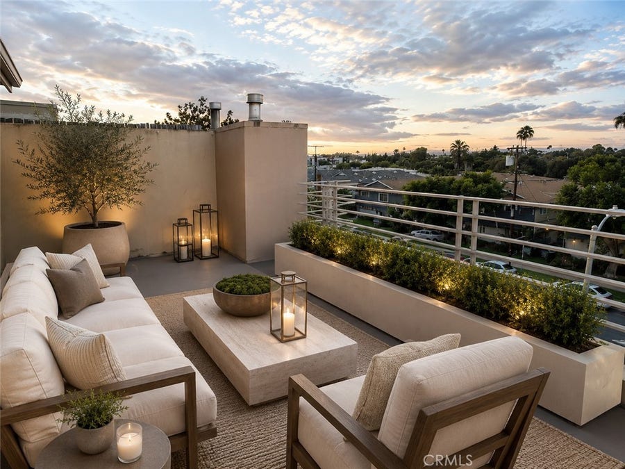 Property photo for 13440 Moorpark Street, #101, Sherman Oaks, CA