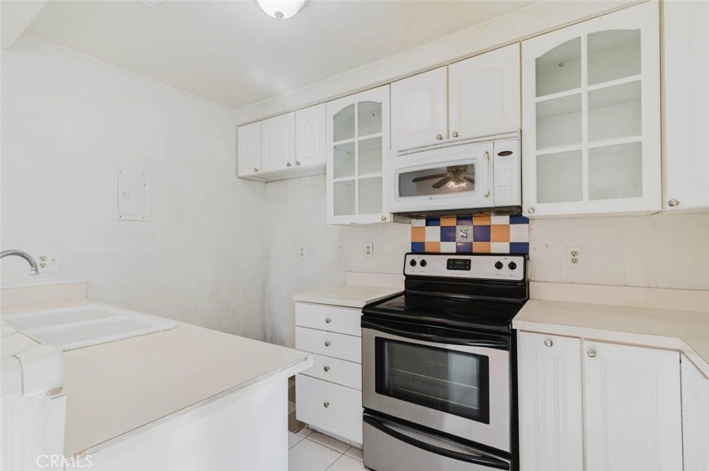 600 Avenida Del Platino, Thousand Oaks, CA 91320