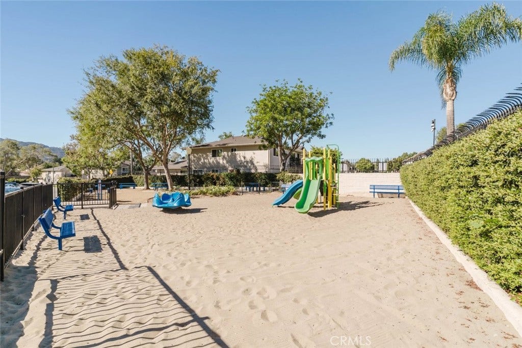 600 Avenida Del Platino, Thousand Oaks, CA 91320