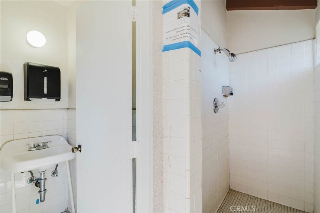 600 Avenida Del Platino, Thousand Oaks, CA 91320