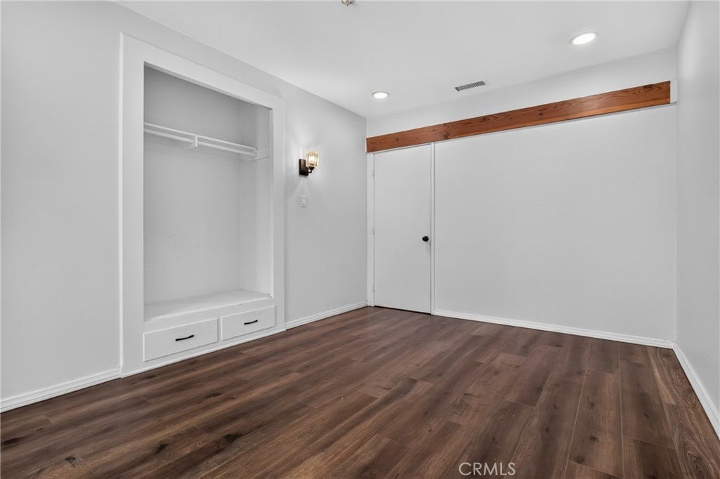 10572 Shoshone Avenue, Granada Hills, CA 91344