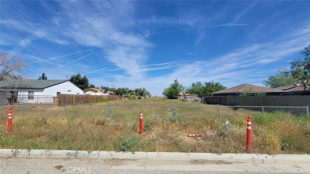 38733 15th Street E, Palmdale, CA 93550 38733 15th Street E, Palmdale, CA 93550