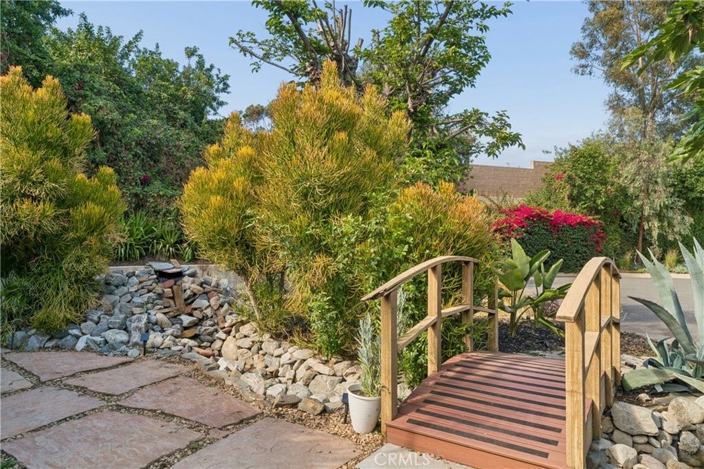 4719 Wortser, Sherman Oaks, CA 91423 4719 Wortser, Sherman Oaks, CA 91423