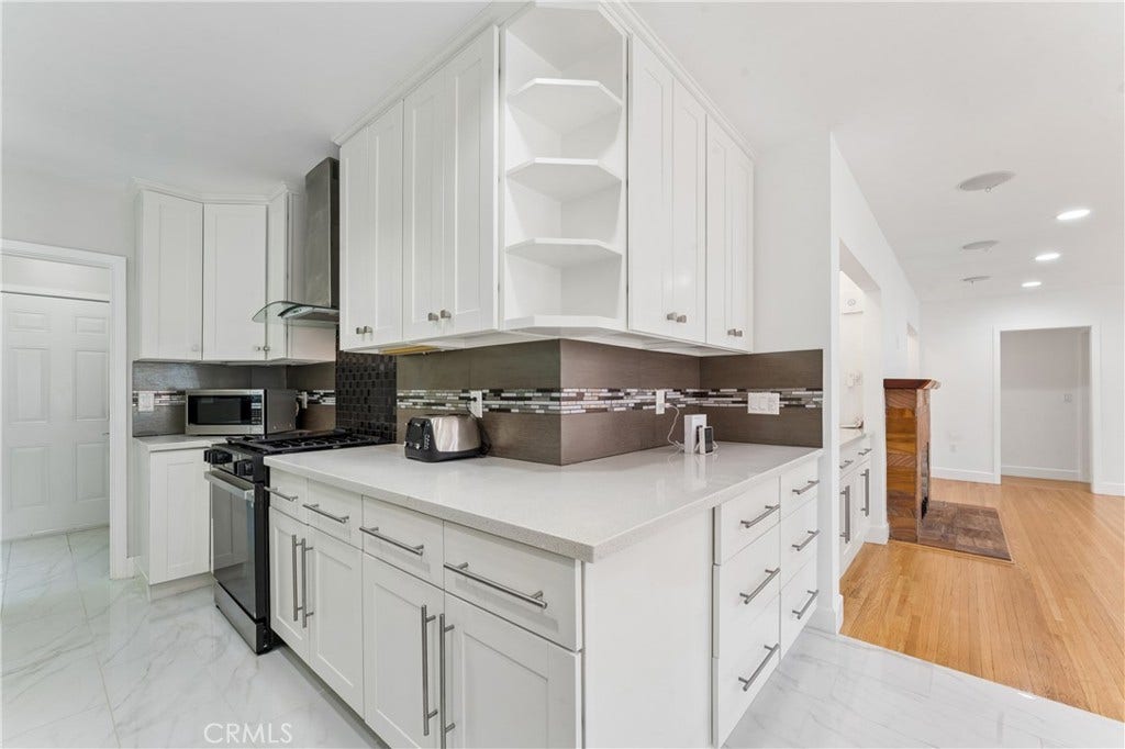 4719 Wortser, Sherman Oaks, CA 91423 4719 Wortser, Sherman Oaks, CA 91423