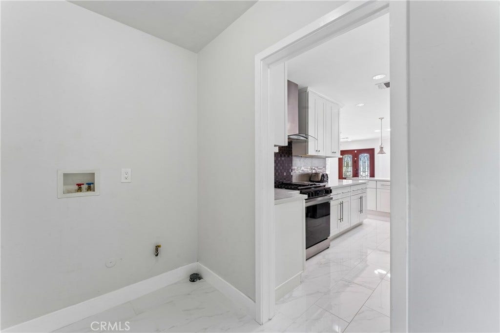 4719 Wortser, Sherman Oaks, CA 91423 4719 Wortser, Sherman Oaks, CA 91423