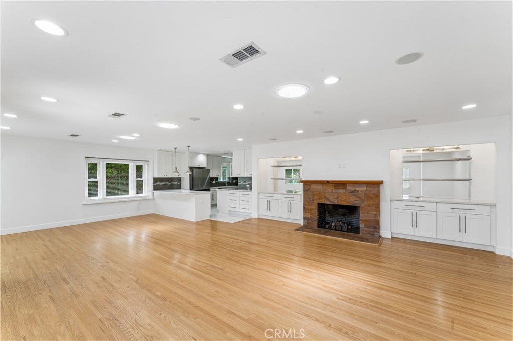 4719 Wortser, Sherman Oaks, CA 91423 4719 Wortser, Sherman Oaks, CA 91423
