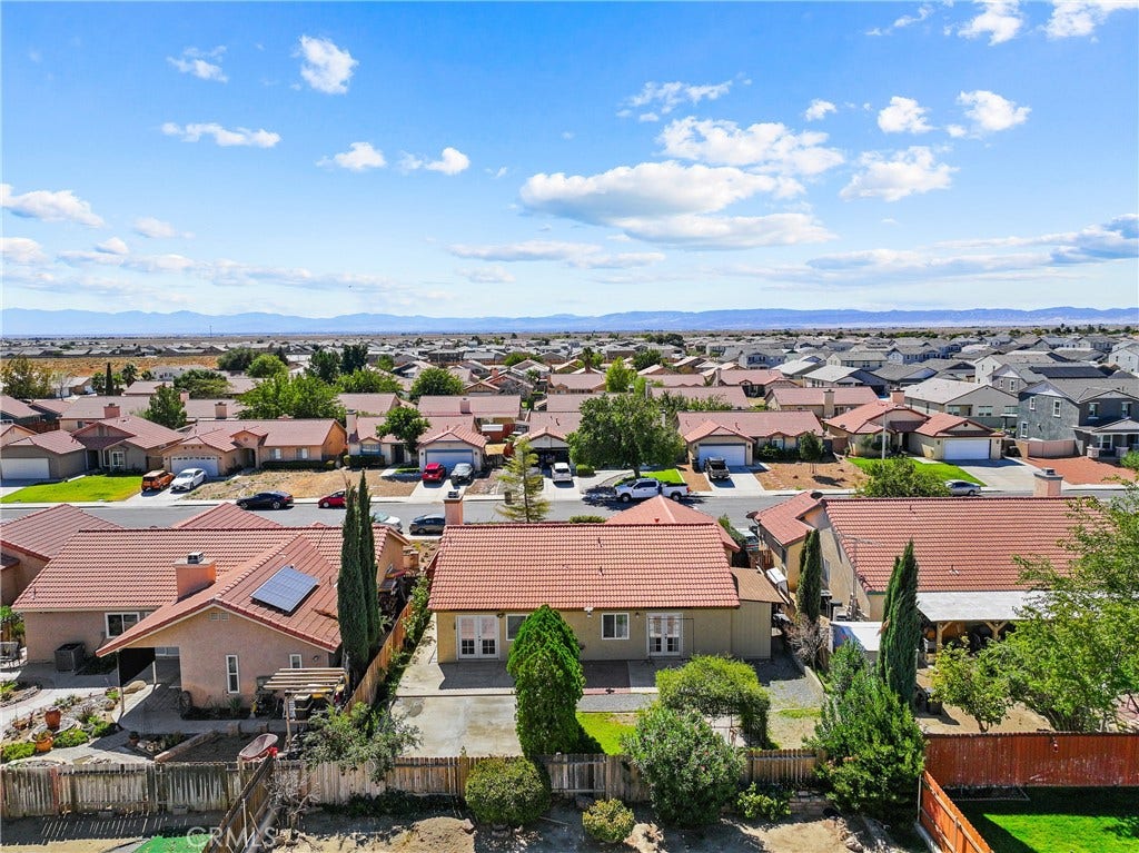 3331 Kellie Ave, Rosamond, CA 93560