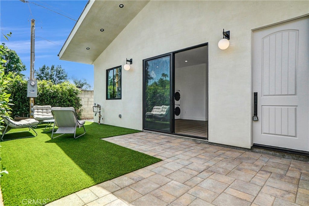 19350 Lanark Street, Reseda, CA 91335 19350 Lanark Street, Reseda, CA 91335