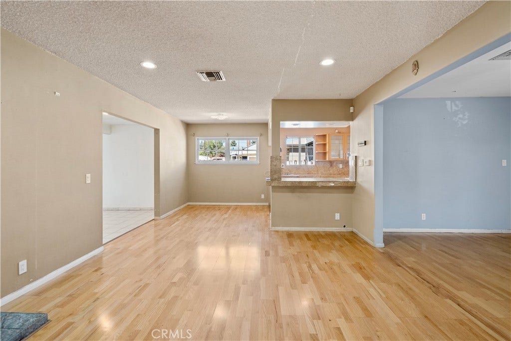 10561 Marklein, San Fernando, CA 91345