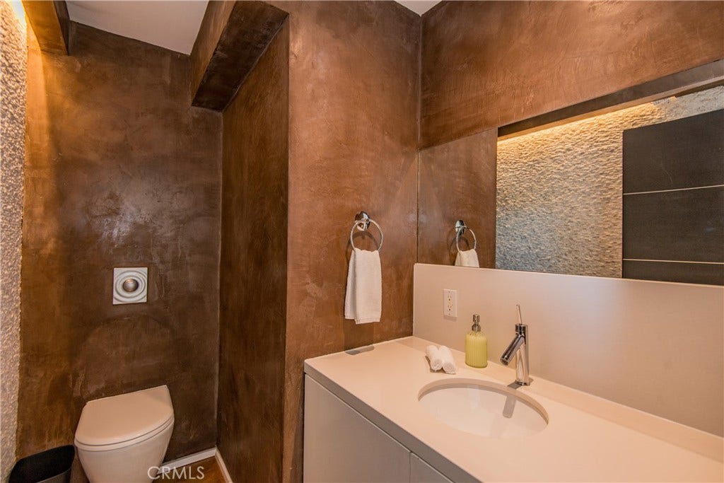 11 Marine Terrace, #3, Santa Monica, CA 90401