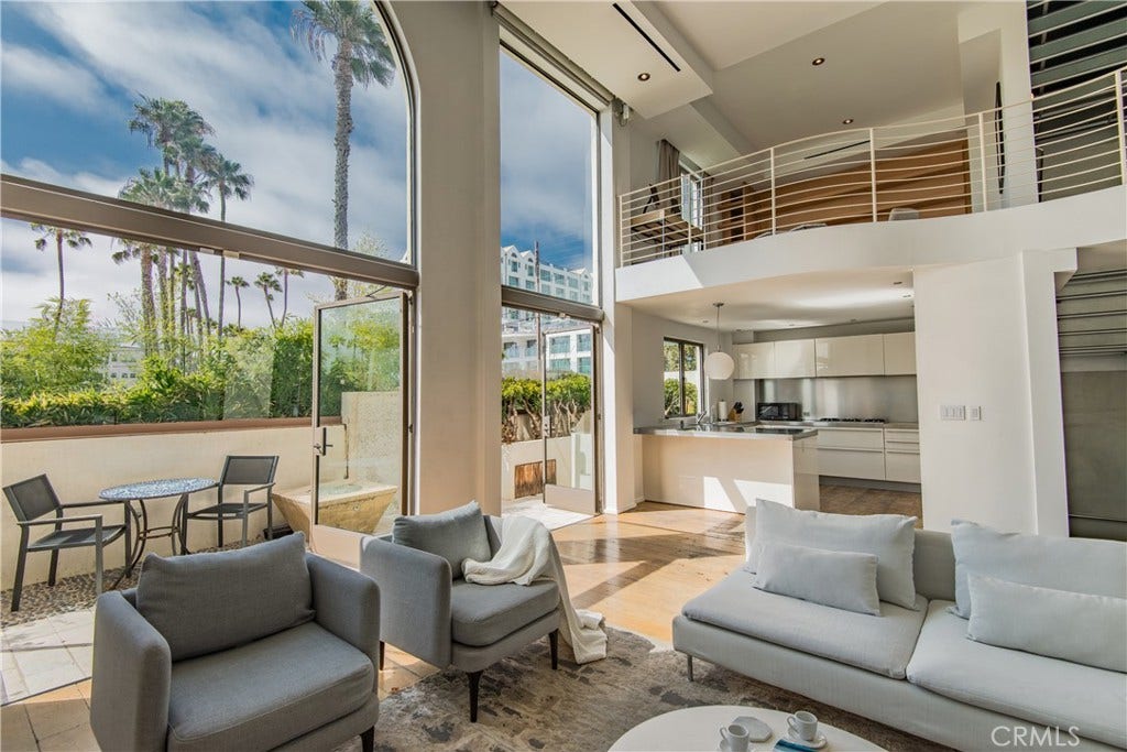 11 Marine Terrace, #3, Santa Monica, CA 90401