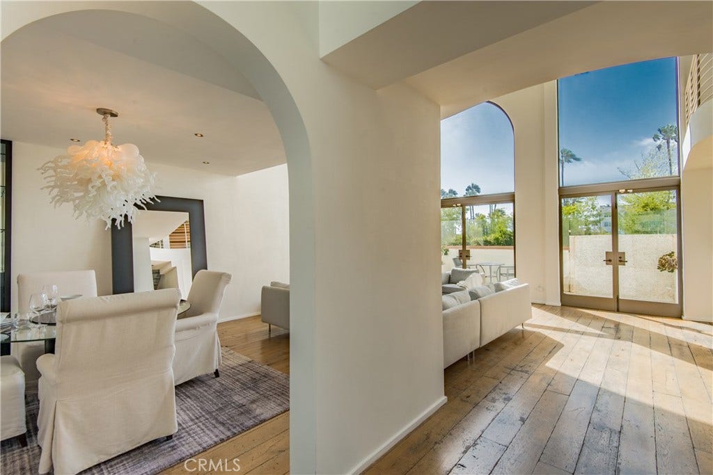 11 Marine Terrace, #3, Santa Monica, CA 90401