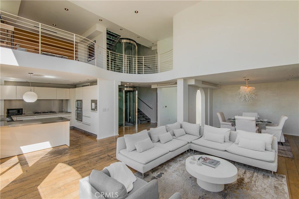 11 Marine Terrace, #3, Santa Monica, CA 90401