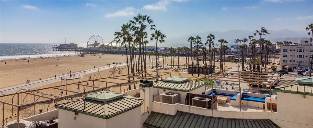 11 Marine Terrace, #3, Santa Monica, CA 90401