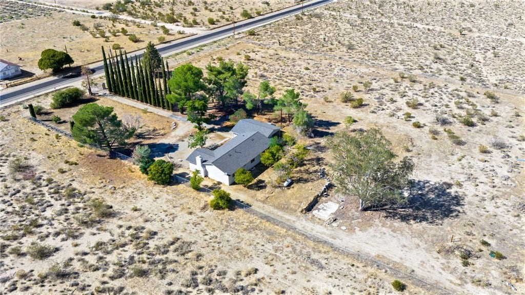 33036 E 165th Street, Llano, CA 93544 33036 E 165th Street, Llano, CA 93544