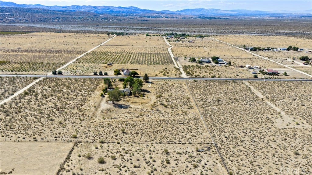 33036 E 165th Street, Llano, CA 93544 33036 E 165th Street, Llano, CA 93544