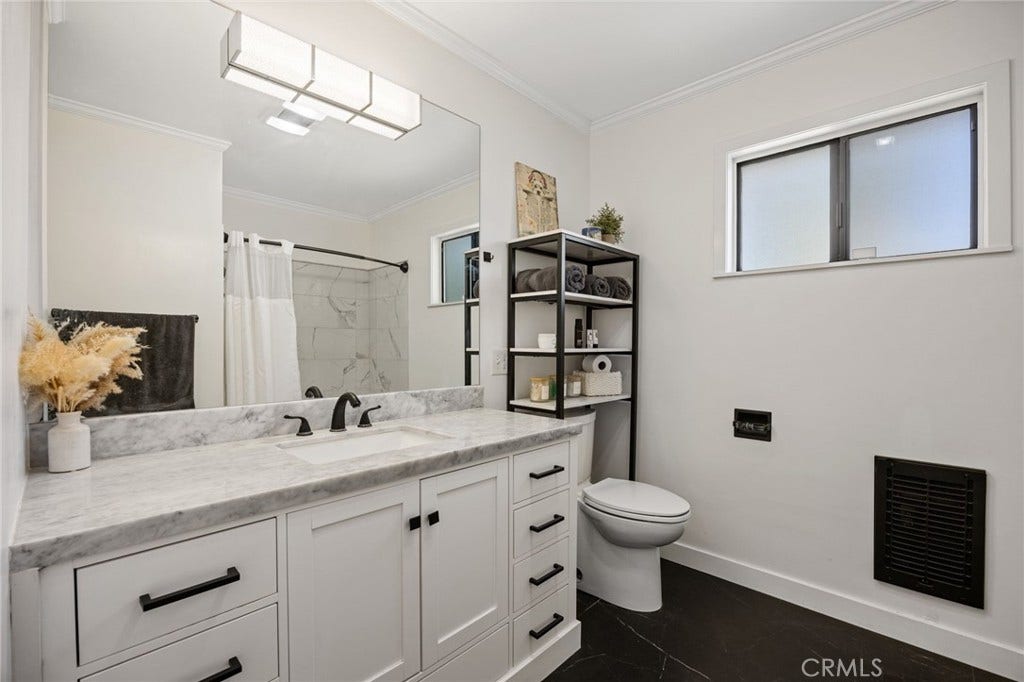 33036 E 165th Street, Llano, CA 93544 33036 E 165th Street, Llano, CA 93544