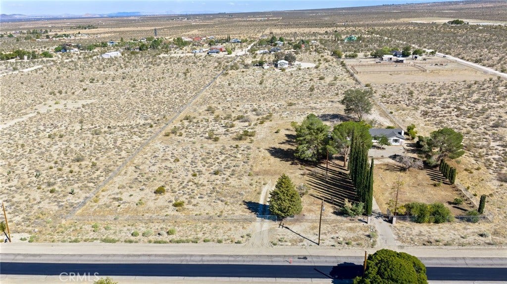 33036 E 165th Street, Llano, CA 93544 33036 E 165th Street, Llano, CA 93544