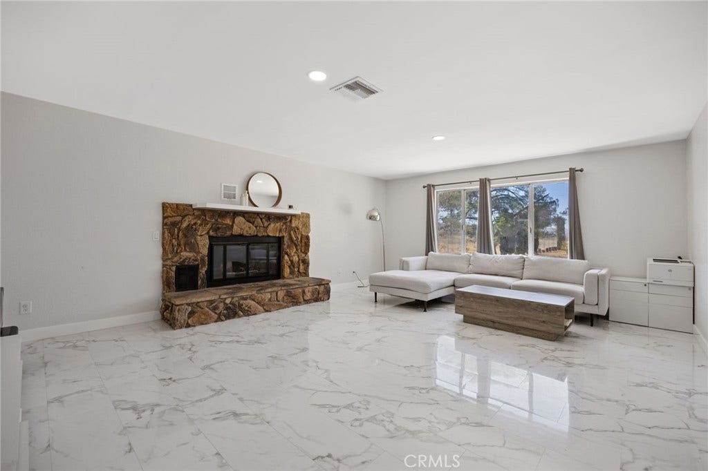 33036 E 165th Street, Llano, CA 93544 33036 E 165th Street, Llano, CA 93544