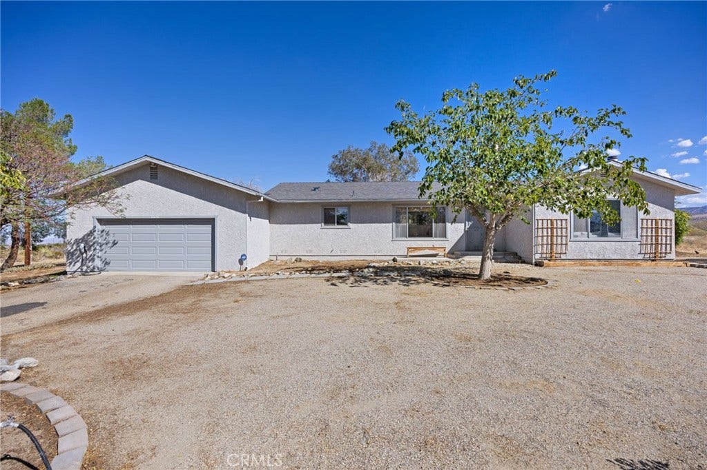 33036 E 165th Street, Llano, CA 93544 33036 E 165th Street, Llano, CA 93544