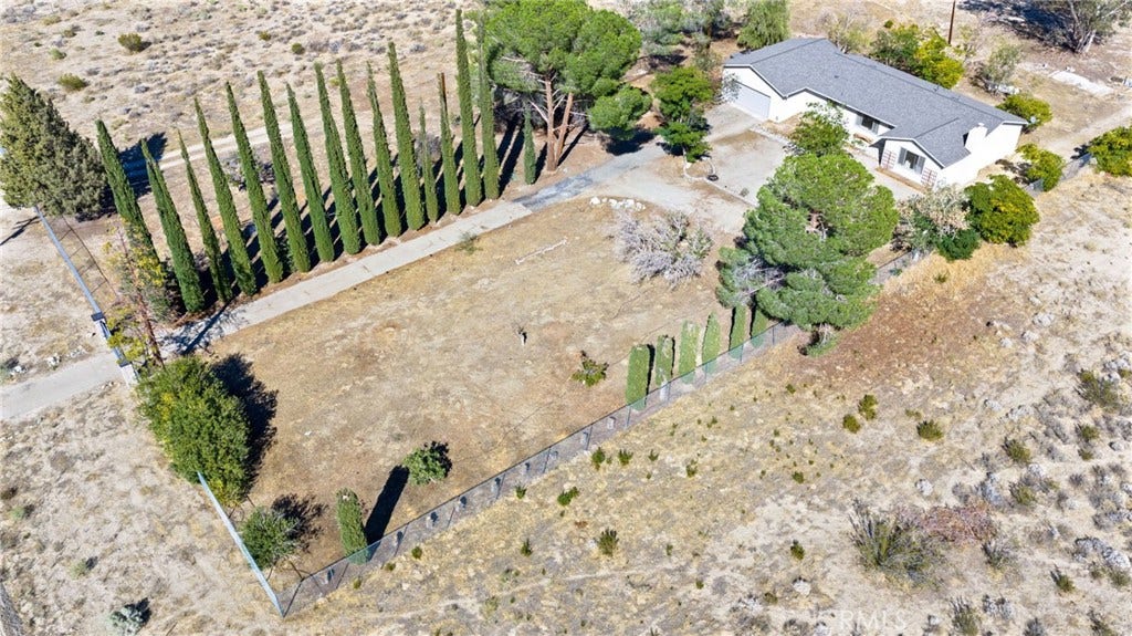 33036 E 165th Street, Llano, CA 93544 33036 E 165th Street, Llano, CA 93544