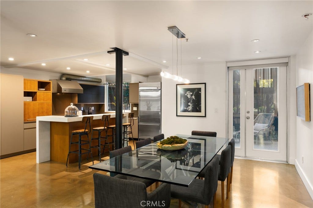1037 N Laurel Avenue, #11B, Los Angeles, CA 90046 1037 N Laurel Avenue, #11B, Los Angeles, CA 90046