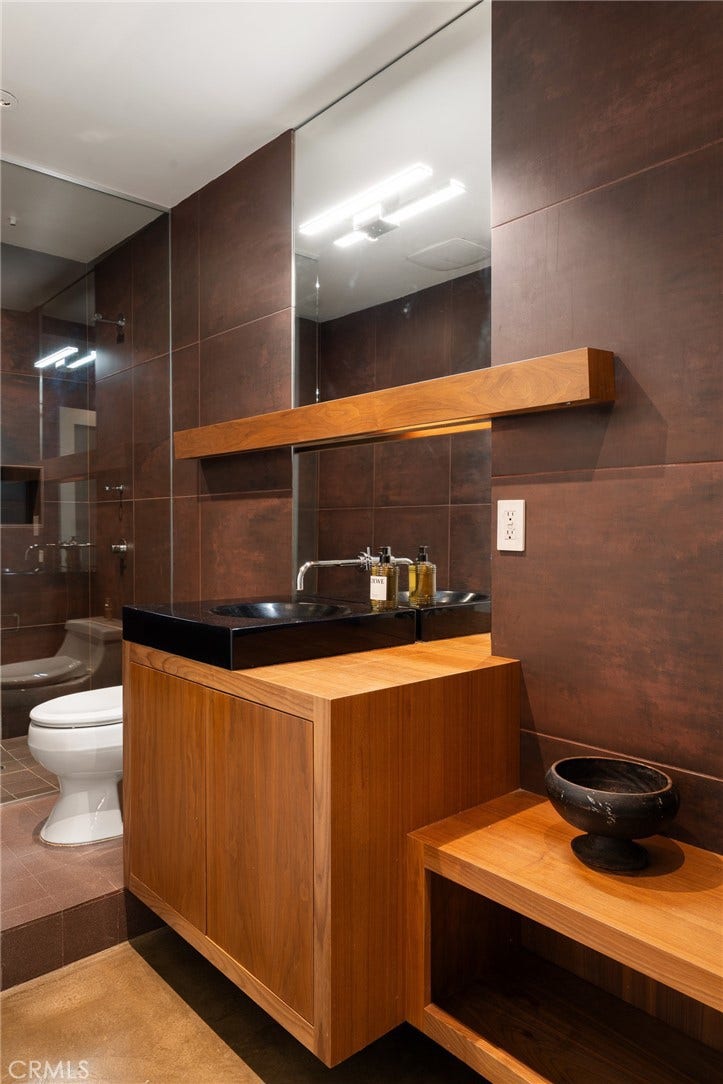 1037 N Laurel Avenue, #11B, Los Angeles, CA 90046 1037 N Laurel Avenue, #11B, Los Angeles, CA 90046