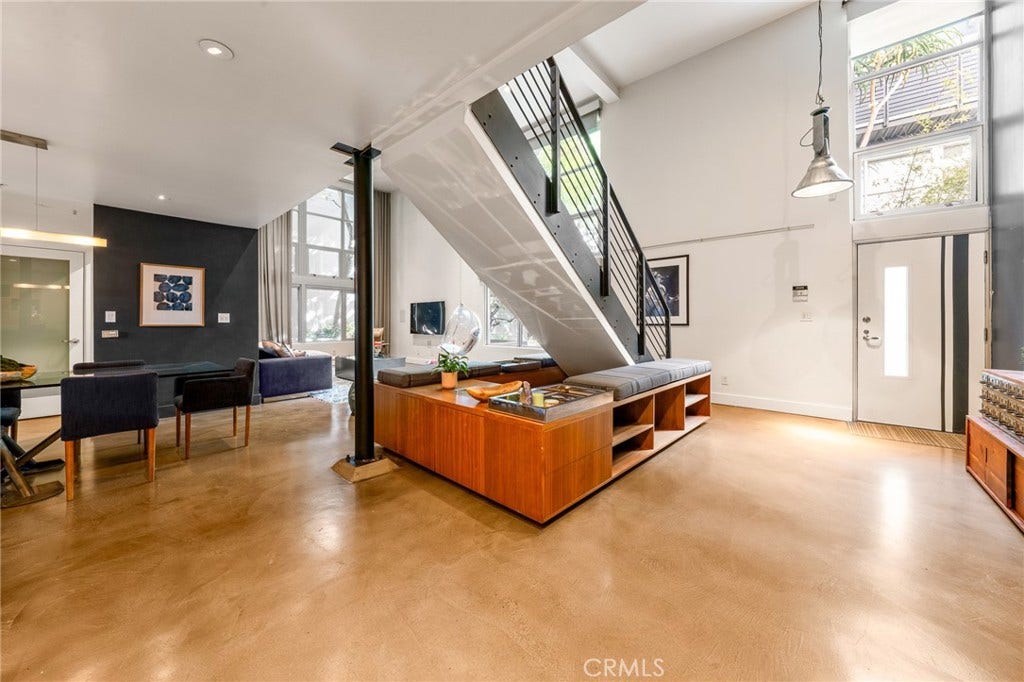 1037 N Laurel Avenue, #11B, Los Angeles, CA 90046 1037 N Laurel Avenue, #11B, Los Angeles, CA 90046