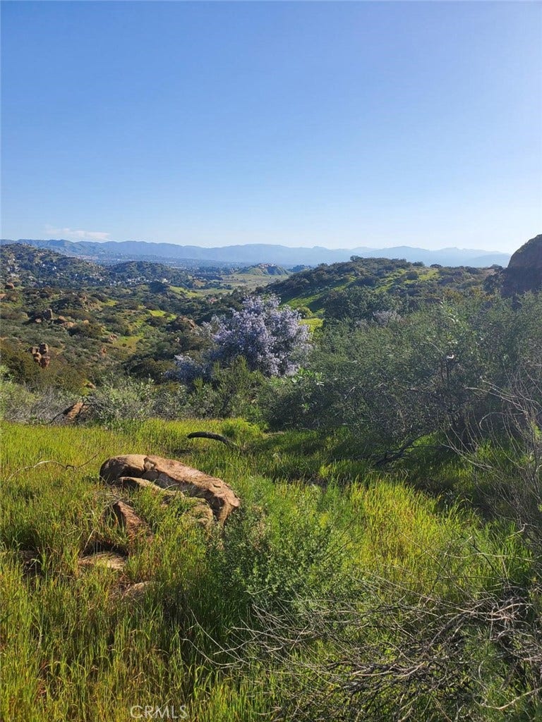 8742 Azul, West Hills, CA 91304