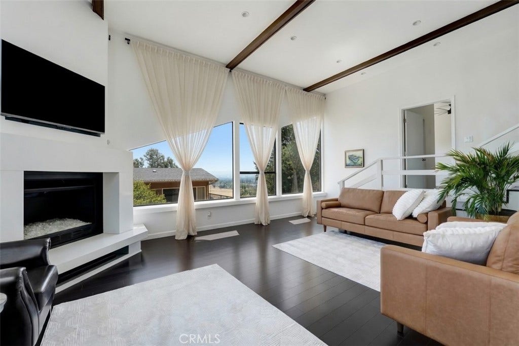8742 Azul, West Hills, CA 91304
